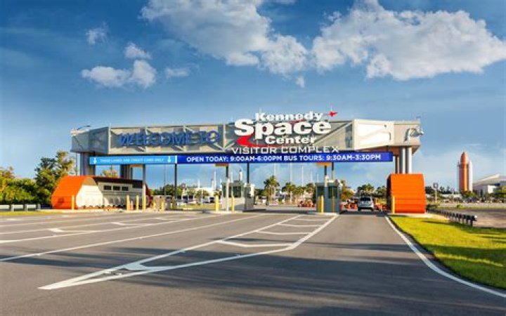 Can you see Kennedy Space Center for free?