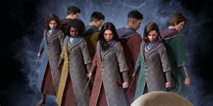 How do Hogwarts students get to Diagon Alley?
