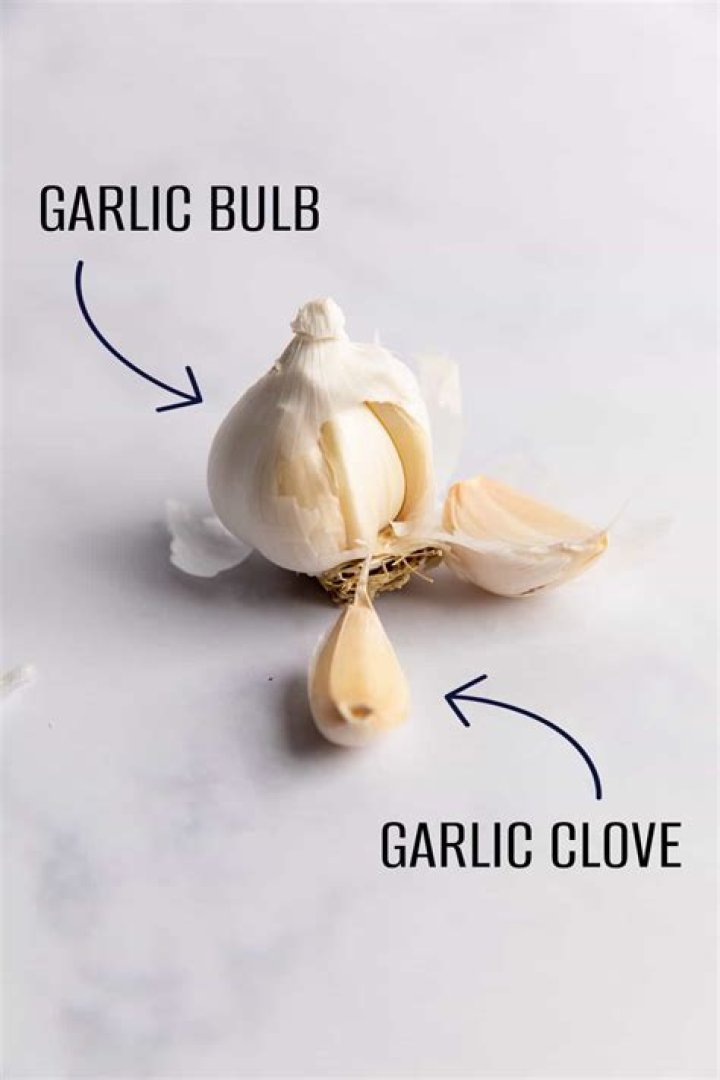 How do you eat one clove of garlic?