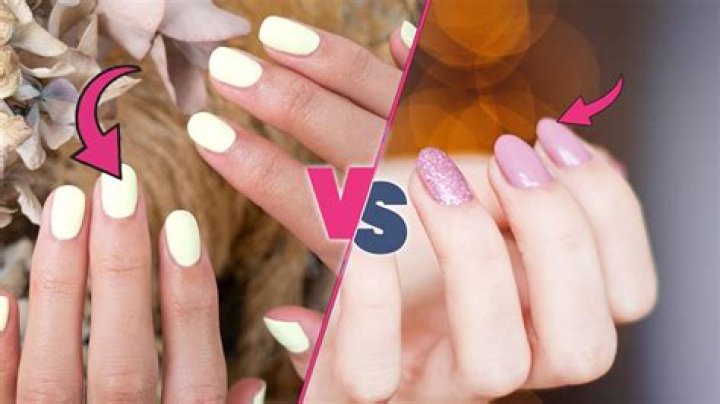 How long should you wait in between nail polish coats?