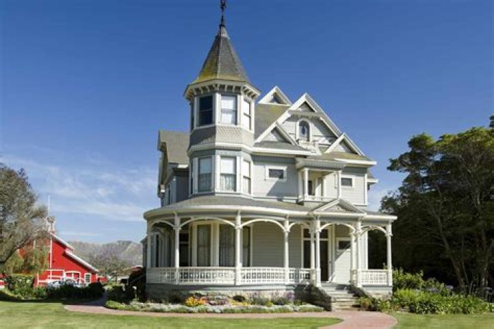 What is the round part of a Victorian house called?