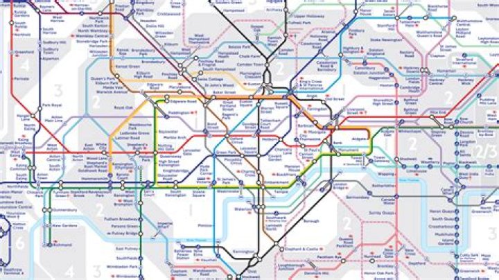 Which is better London Underground or Paris Metro?