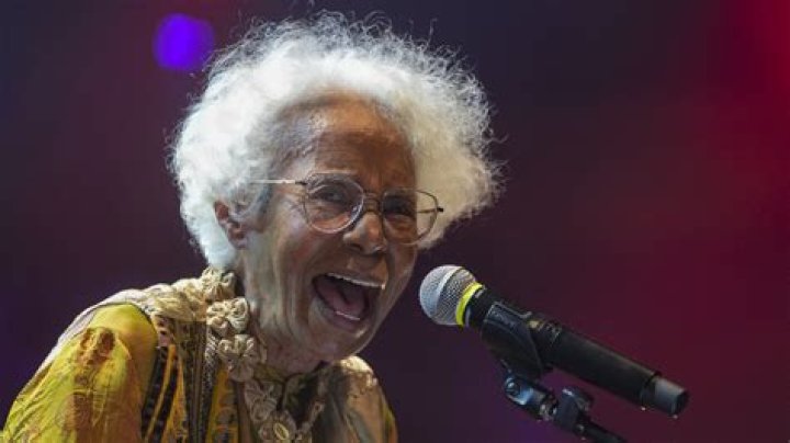 Who is the oldest singer still performing?